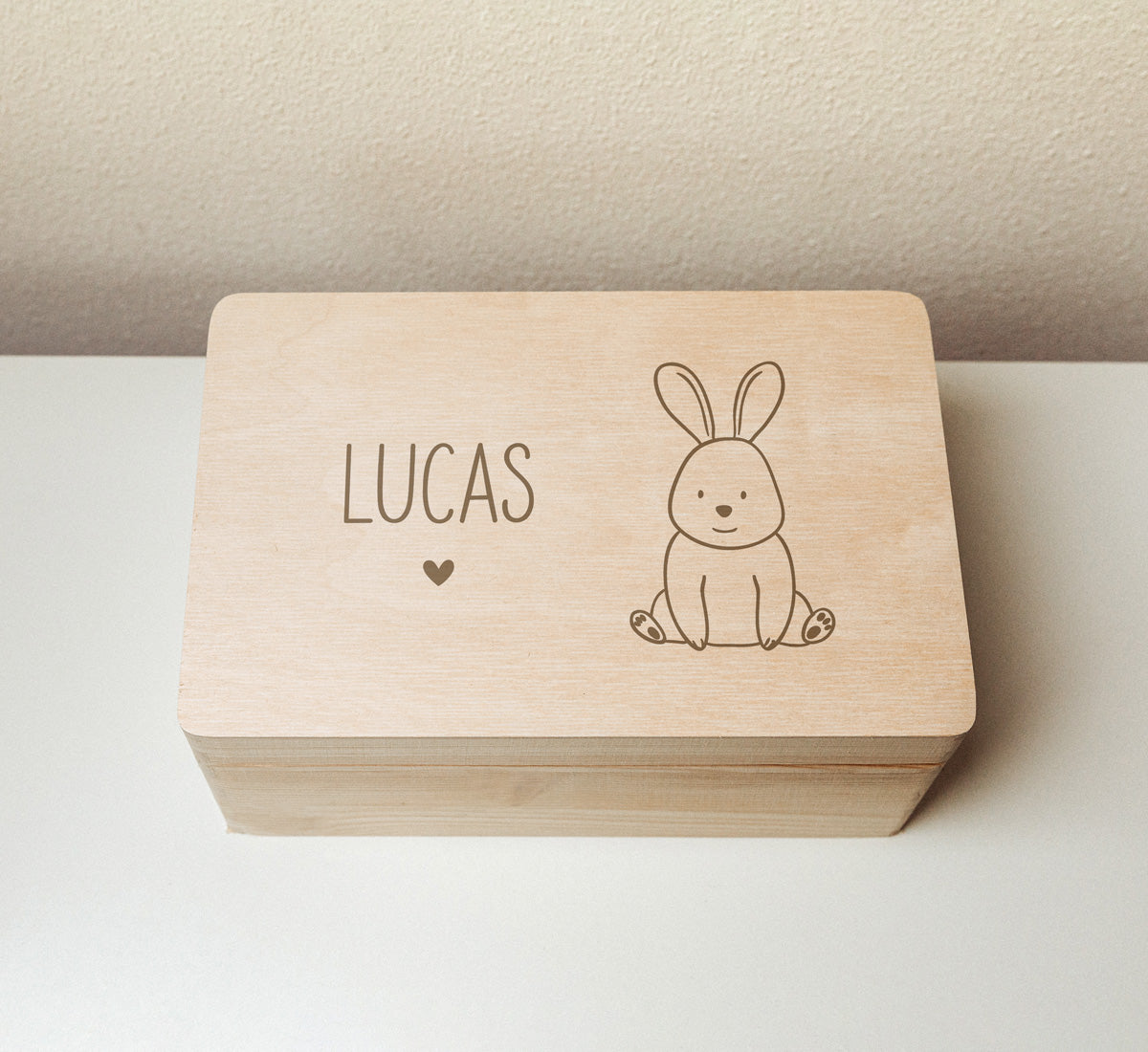 Houten herinneringskist met naam - Konijntje Hout