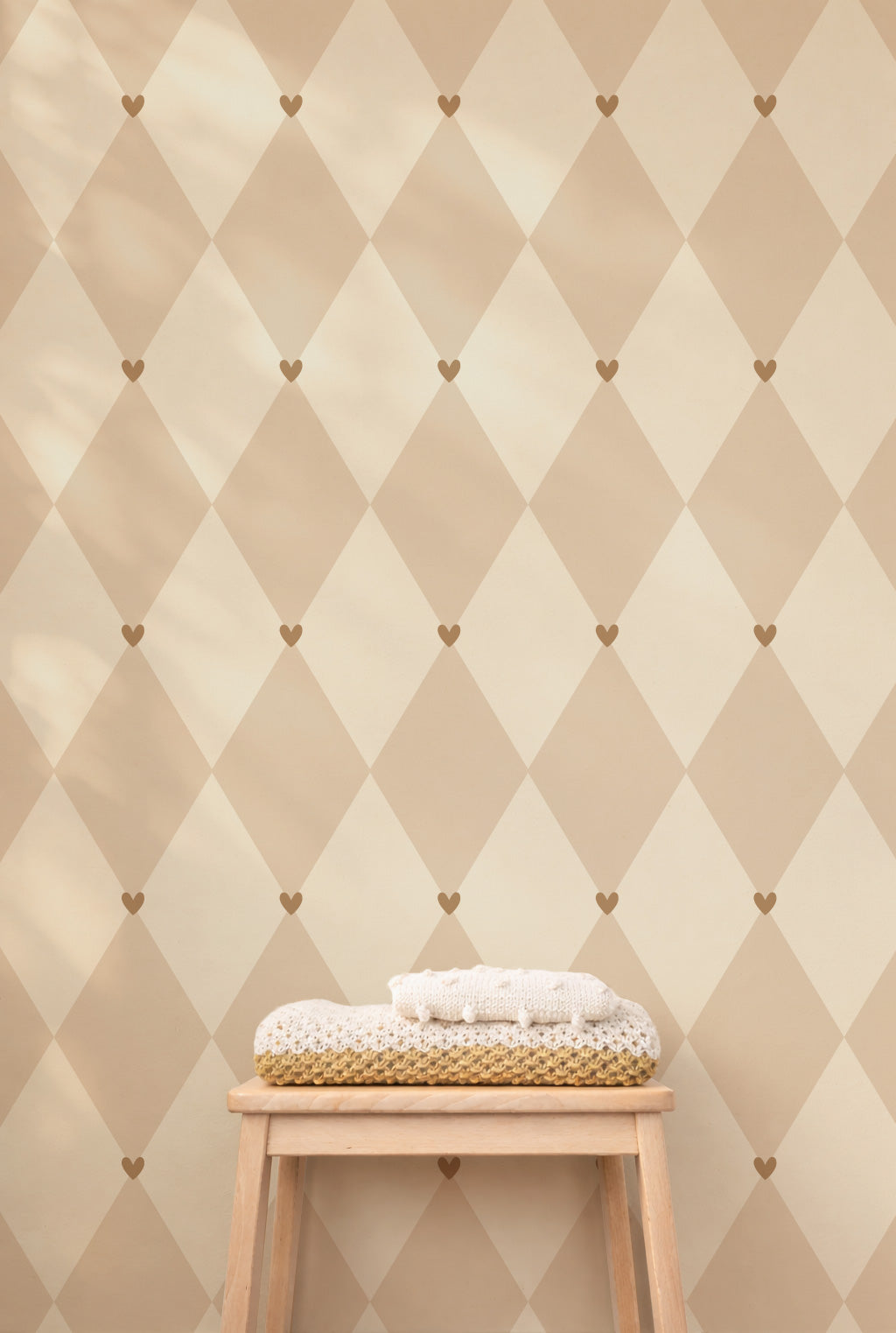 Behang - Ruiten met hartjes