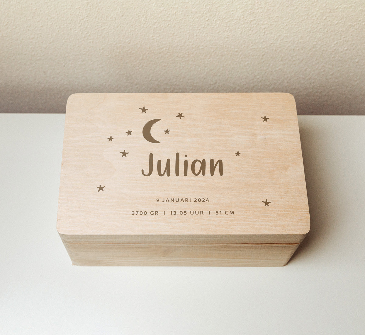 Houten herinneringskist met naam - Maan en sterren Hout