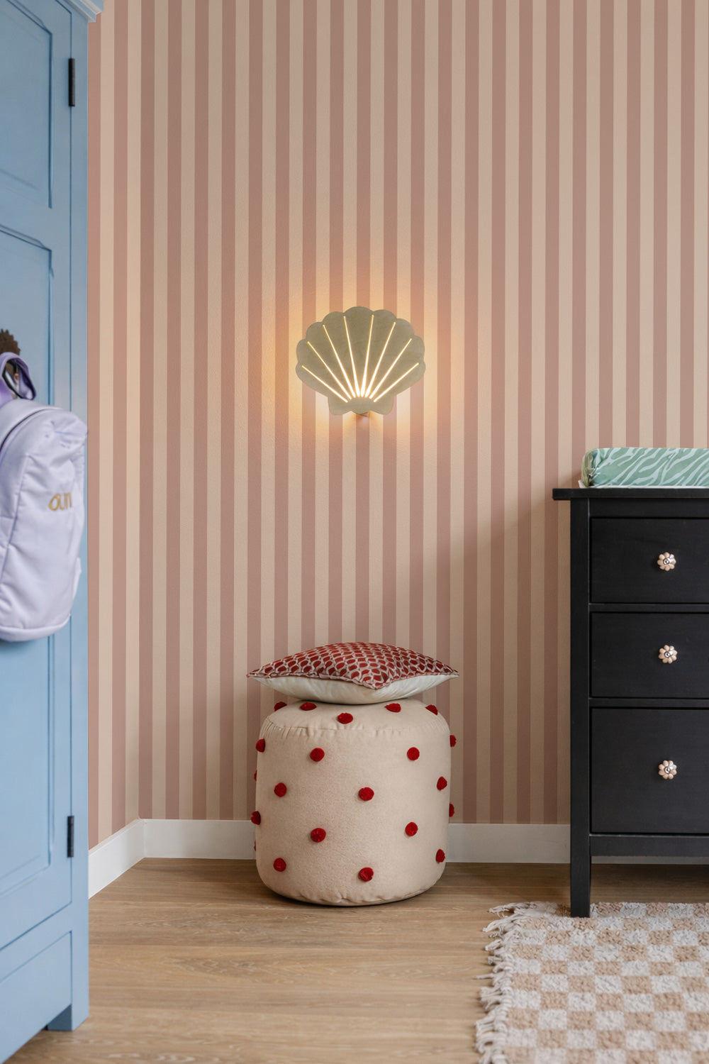 Behang - Smalle Strepen Beige Oudroze